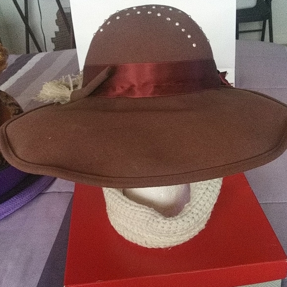 Kurt Jr. designer wool hat 1Sz $28+free scarf . - Picture 1 of 11